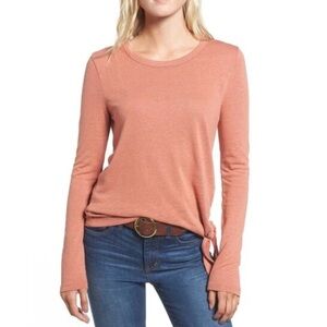 Madewell Textured Stretch Tie Top
Long Sleeve Crewneck Top in Dusty Rose